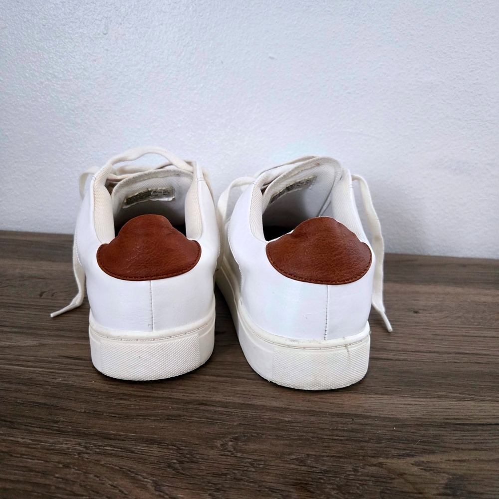 Steve Madden Finneas Mens White Low Top Sneaker Brown Heel Tab Size 9 Madden NYC - Picture 3 of 11